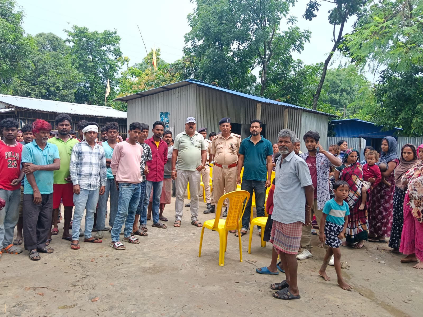 आम को बचाने के लिए लगाया करंट, नाबालिग की मौत