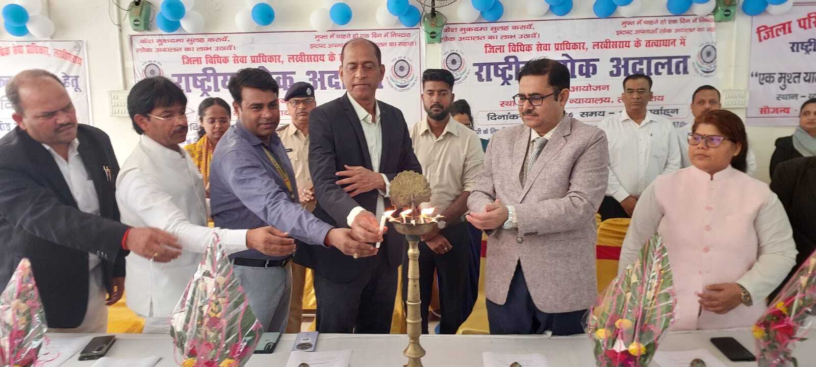 भटकने से बेहतर है लोक अदालत में कराये मामले का निपटारा: जिला जज