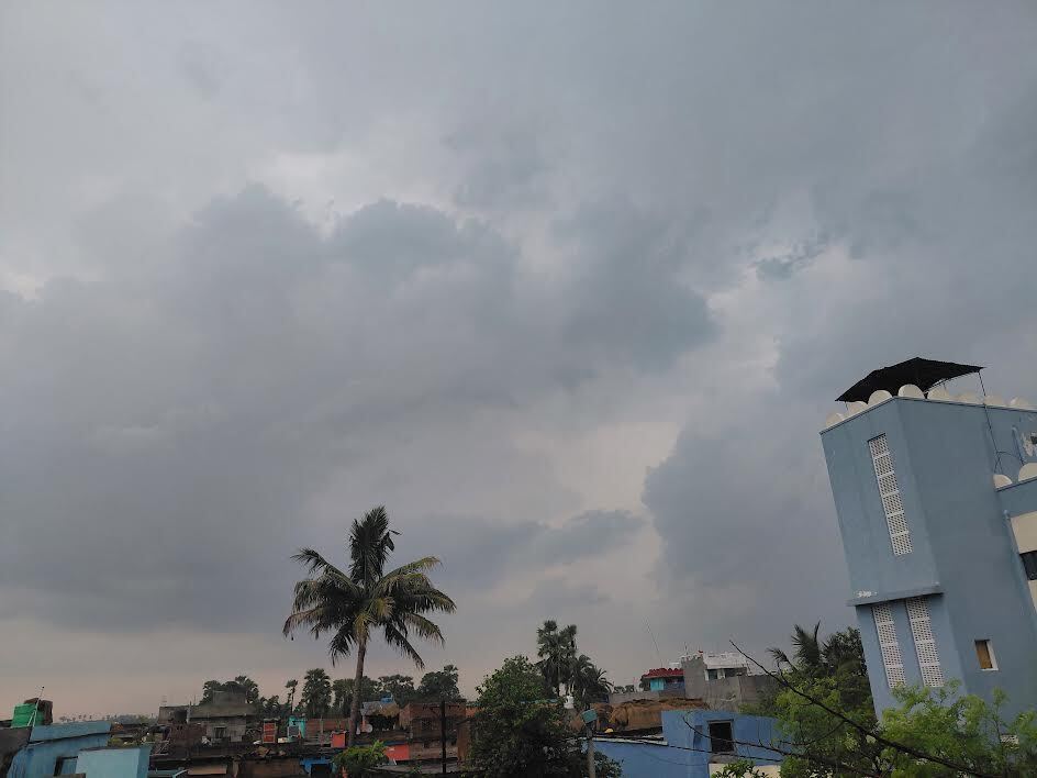 BANKA : आज आसमान रहेगा साफ, एक दो जगहों पर हल्की व मध्यम बारिश की संभावना