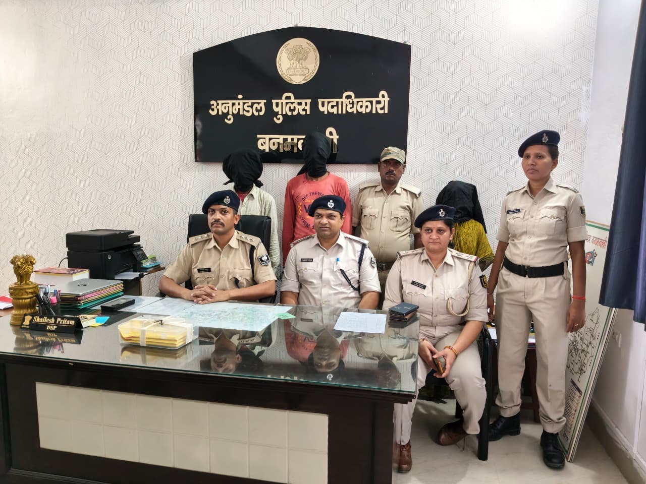 Purnia : परदेश से पति की कमाई दो प्रेमियों पर लुटाई, जब हुई पिटाई, तो पति को मौत की नींद सुलायी