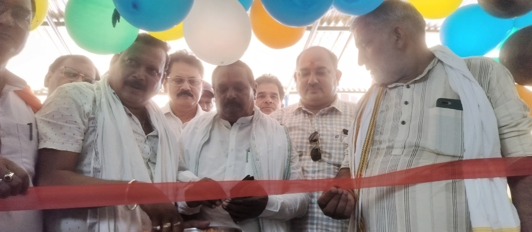 जलालपुर पैक्स में खुला प्रधानमंत्री जन औषधि केंद्र, सस्ती दर पर मिलेंगी दवाएं