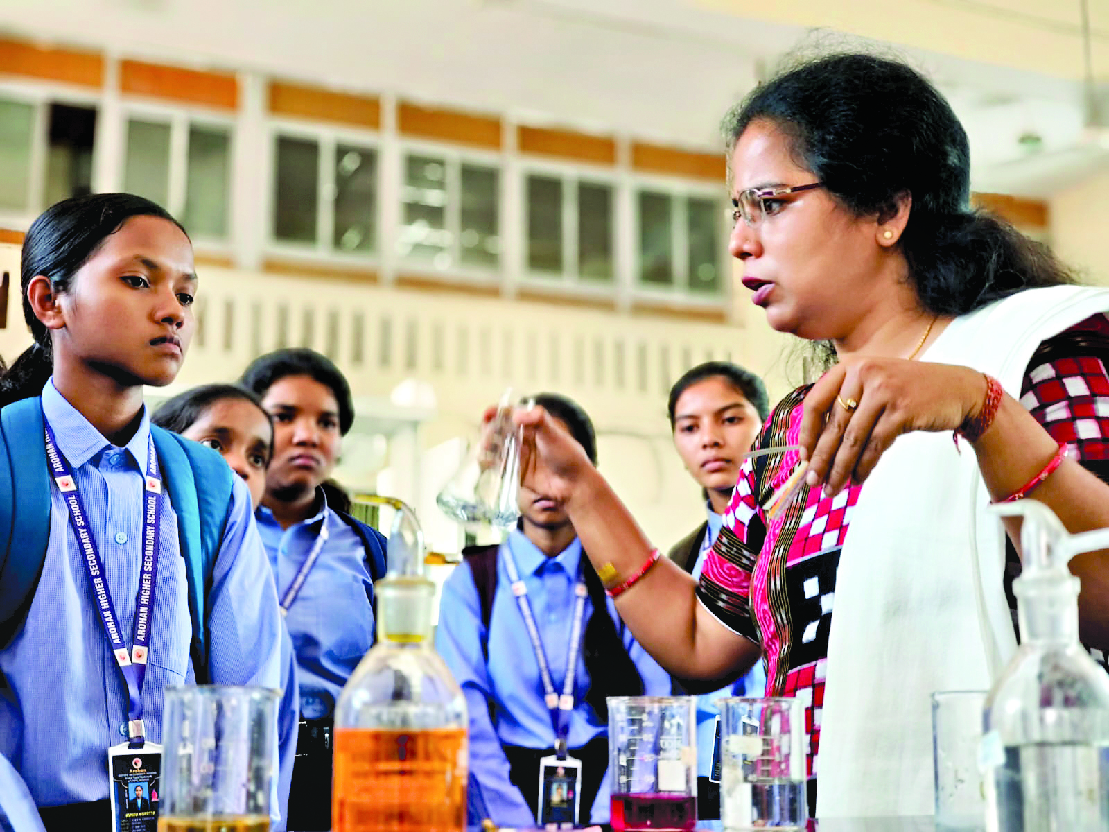 Rourkela News: पीएमश्री स्कूल के छात्रों ने एनआइटी की सेंट्रल रिसर्च फैसिलिटी और लाइब्रेरी देखी