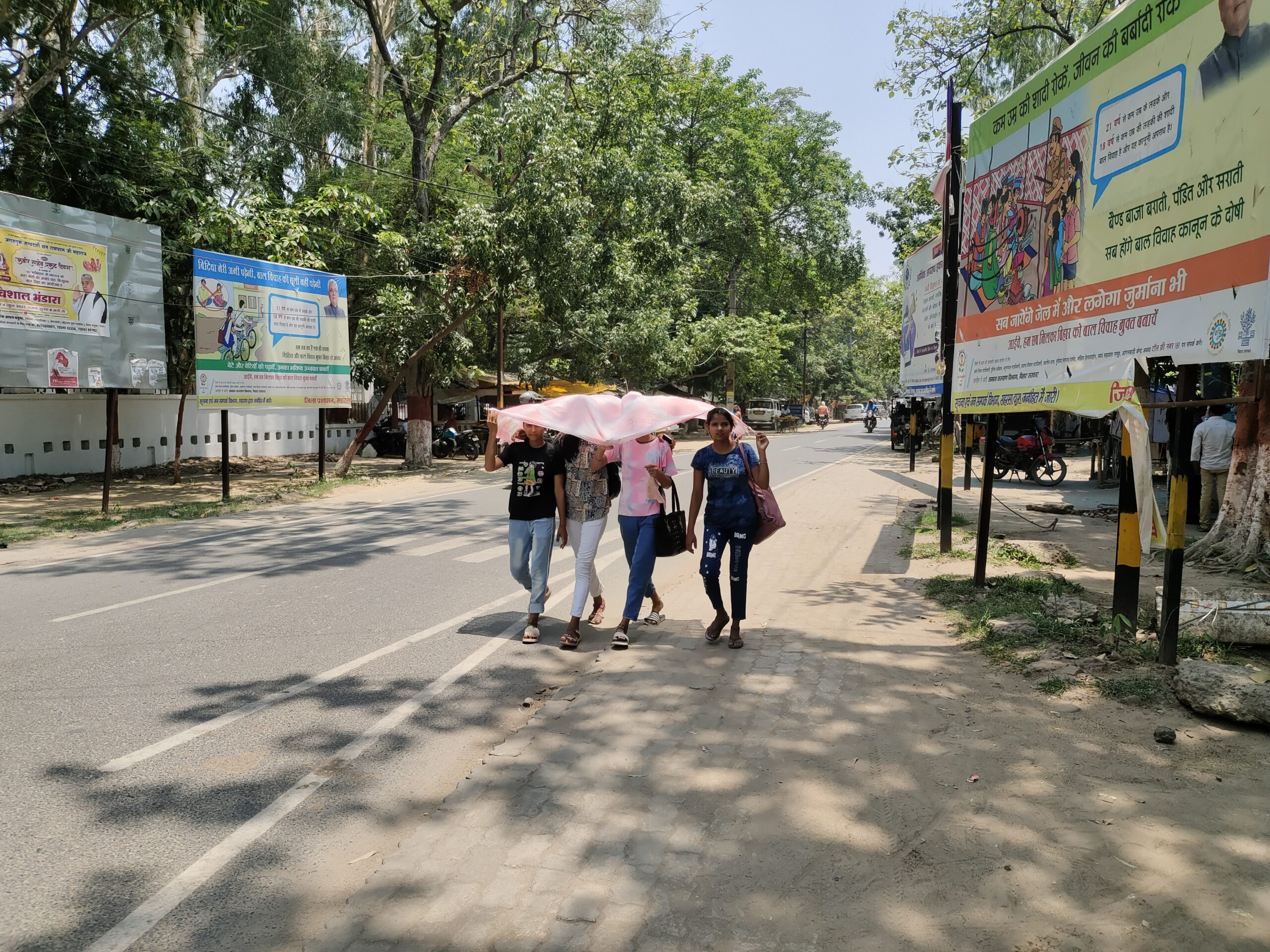 बढ़ती गर्मी से लोग हो रहे परेशान, अगले तीन दिन तापमान में वृद्धि की संभावना