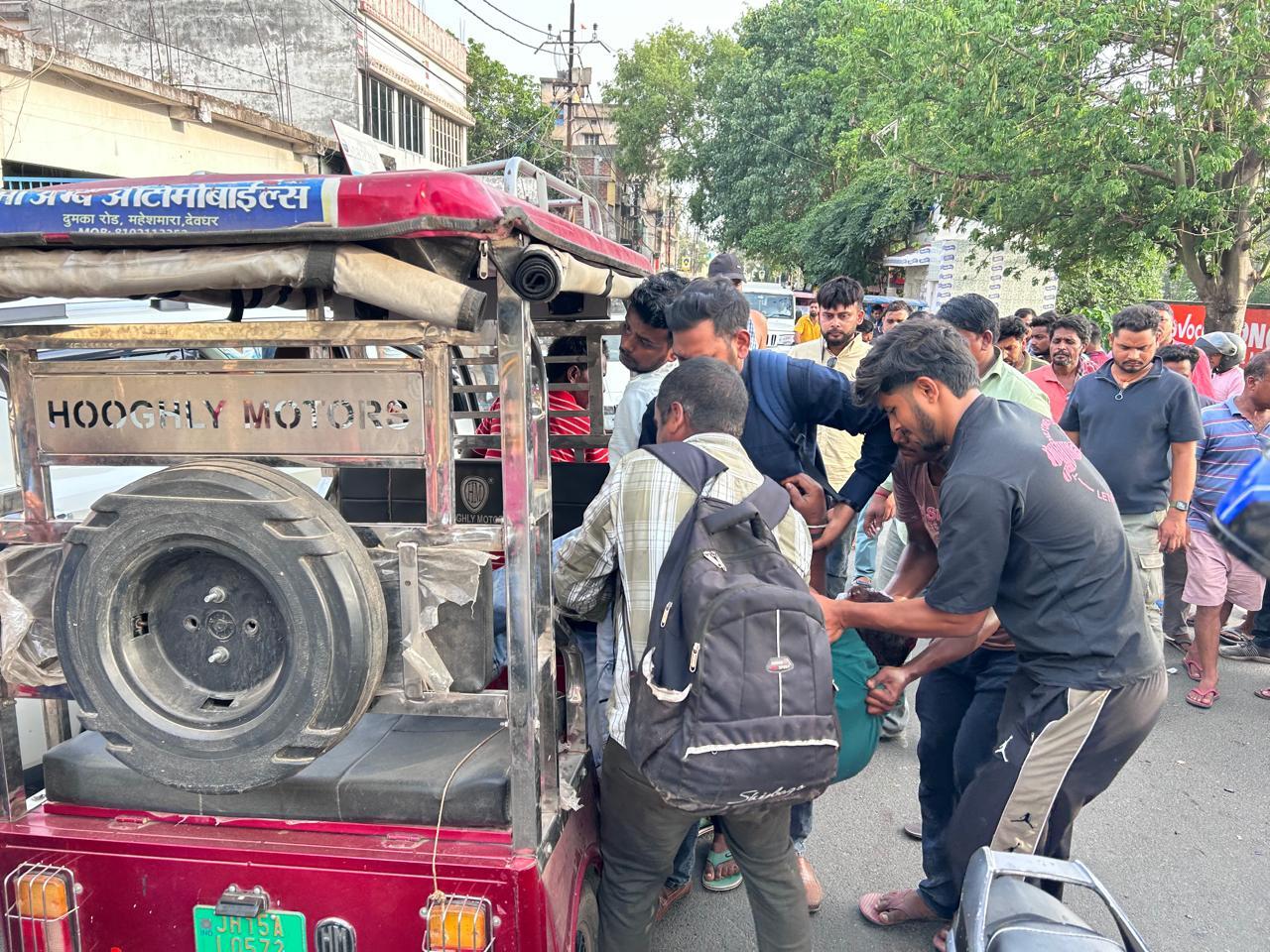 नगर निगम मोड़ पर दो बाइक की भिड़ंत, अधेड़ गंभीर रूप से घायल, दूसरा चालक हुआ फरार