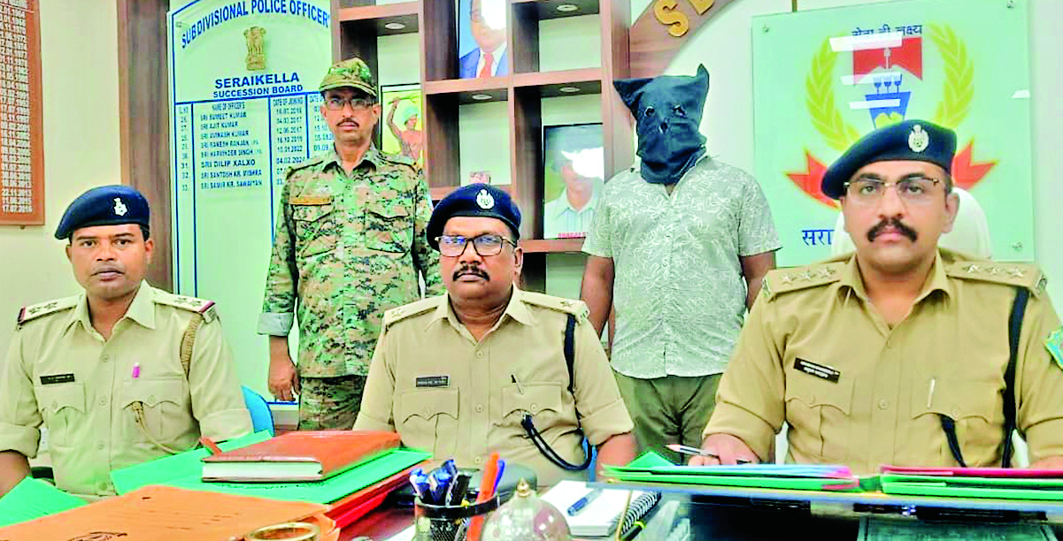 बैंक मैनेजर से 50 हजार की रंगदारी मांगी, जमशेदपुर से आरोपी बंटी गुहा गिरफ्तार