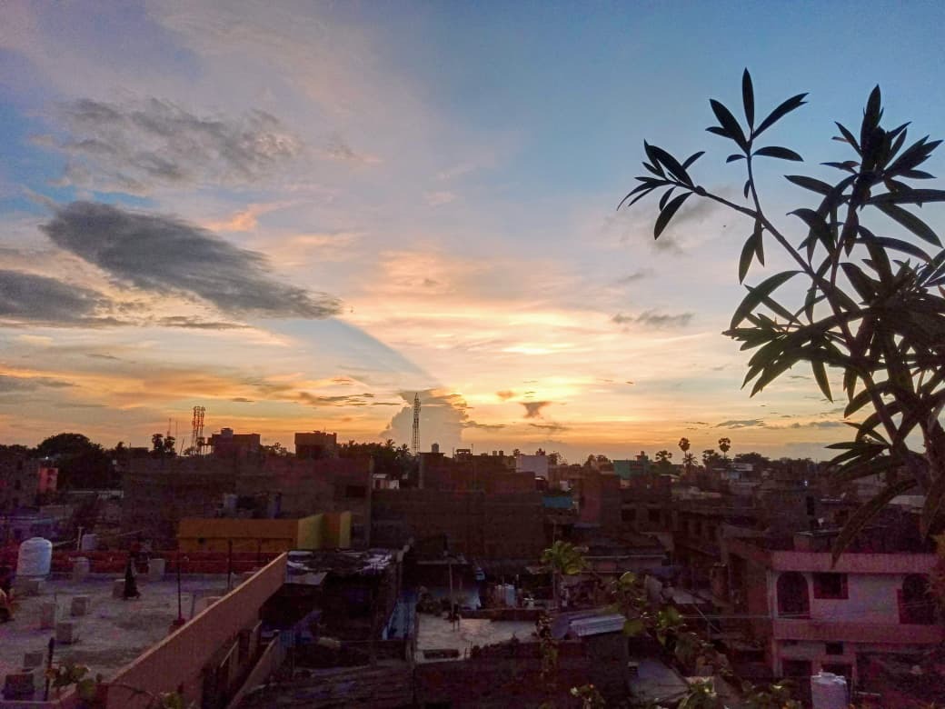 आज का मौसम : हल्की बारिश और आंधी के आसार, आइएमडी ने जारी किया येलो अलर्ट