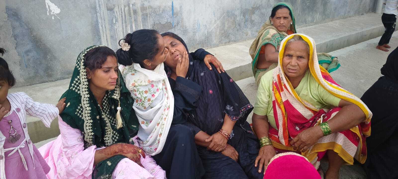 चार चक्का वाहन की चपेट में आने से आठ वर्षीय बालक की मौत