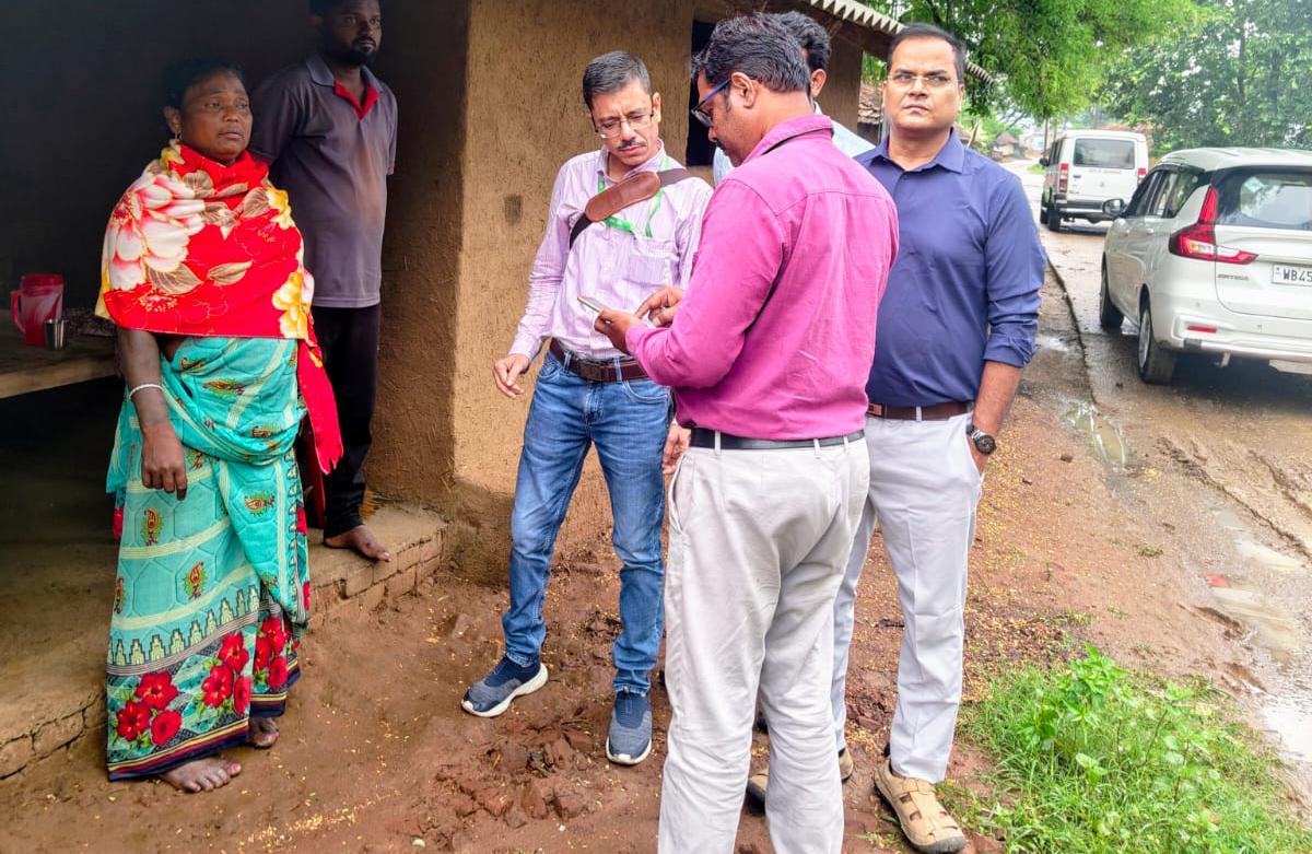 जनगणना उपनिदेशक ने जनगणना कार्य का लिया जायजा