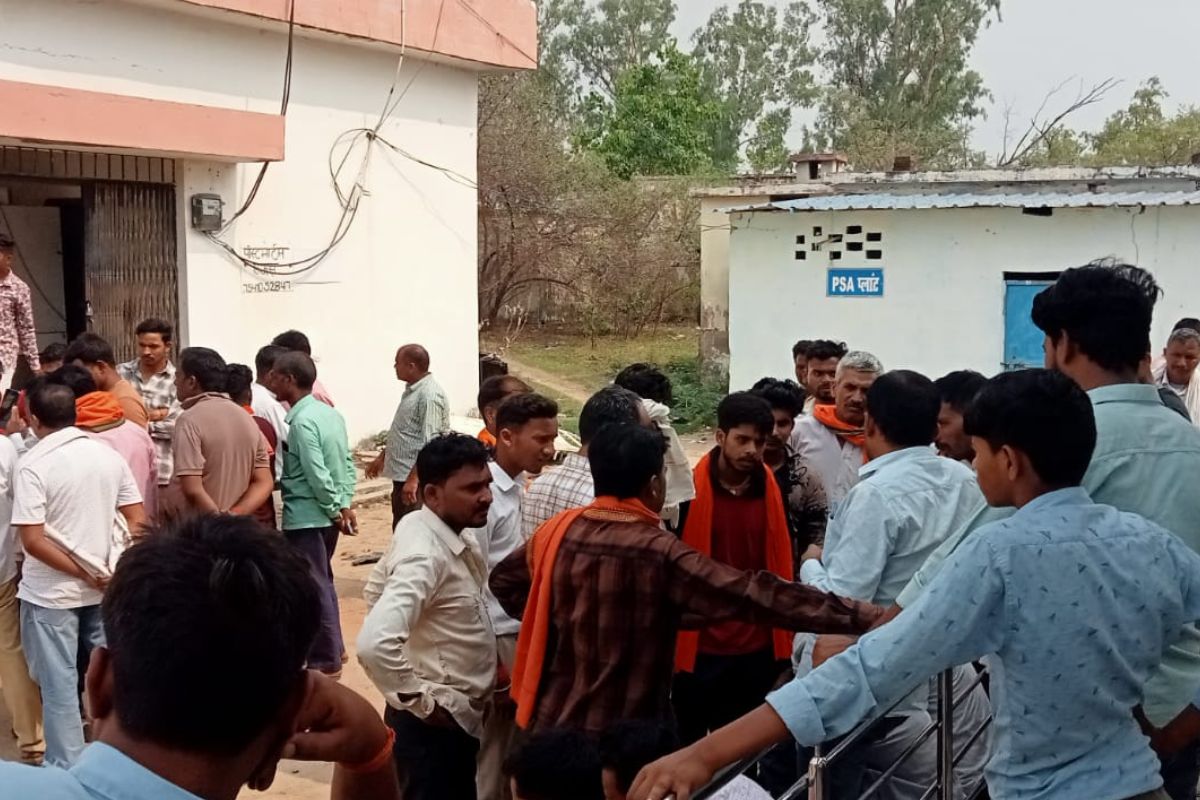 गढ़वा-मेदिनीनगर फोरलेन पर सड़क हादसा, मामा और भांजे की मौत