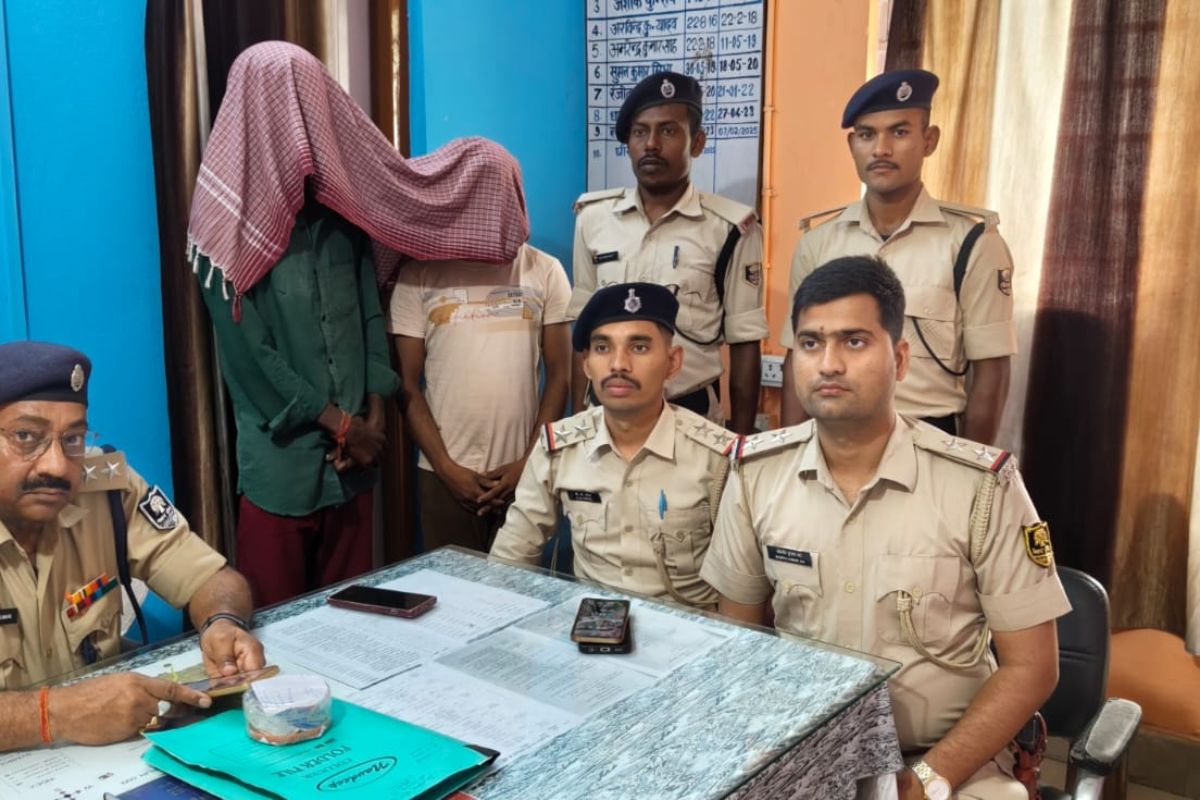 गोपालगंज में लूट कांड का मास्टरमाइंड ‘नट गैंग’ का लुटेरा गिरफ्तार, लूटी गई ज्वेलरी बरामद