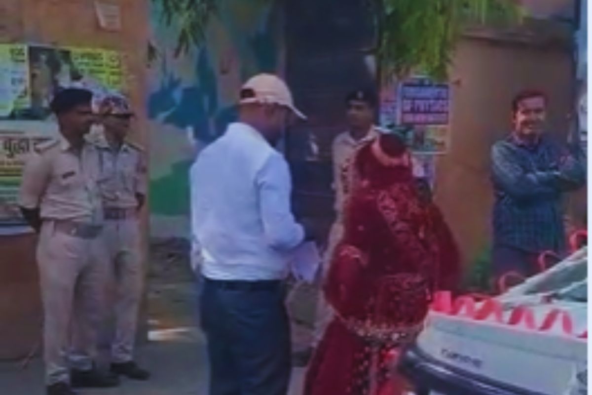 विदाई के बाद ससुराल नहीं, एग्जाम सेंटर पहुंची दुल्हन