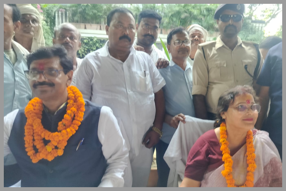 Madhubani: मंत्री बनने के बाद फुलपरास पहुंचीं शीला मंडल, कार्यकर्ताओं ने किया भव्य स्वागत