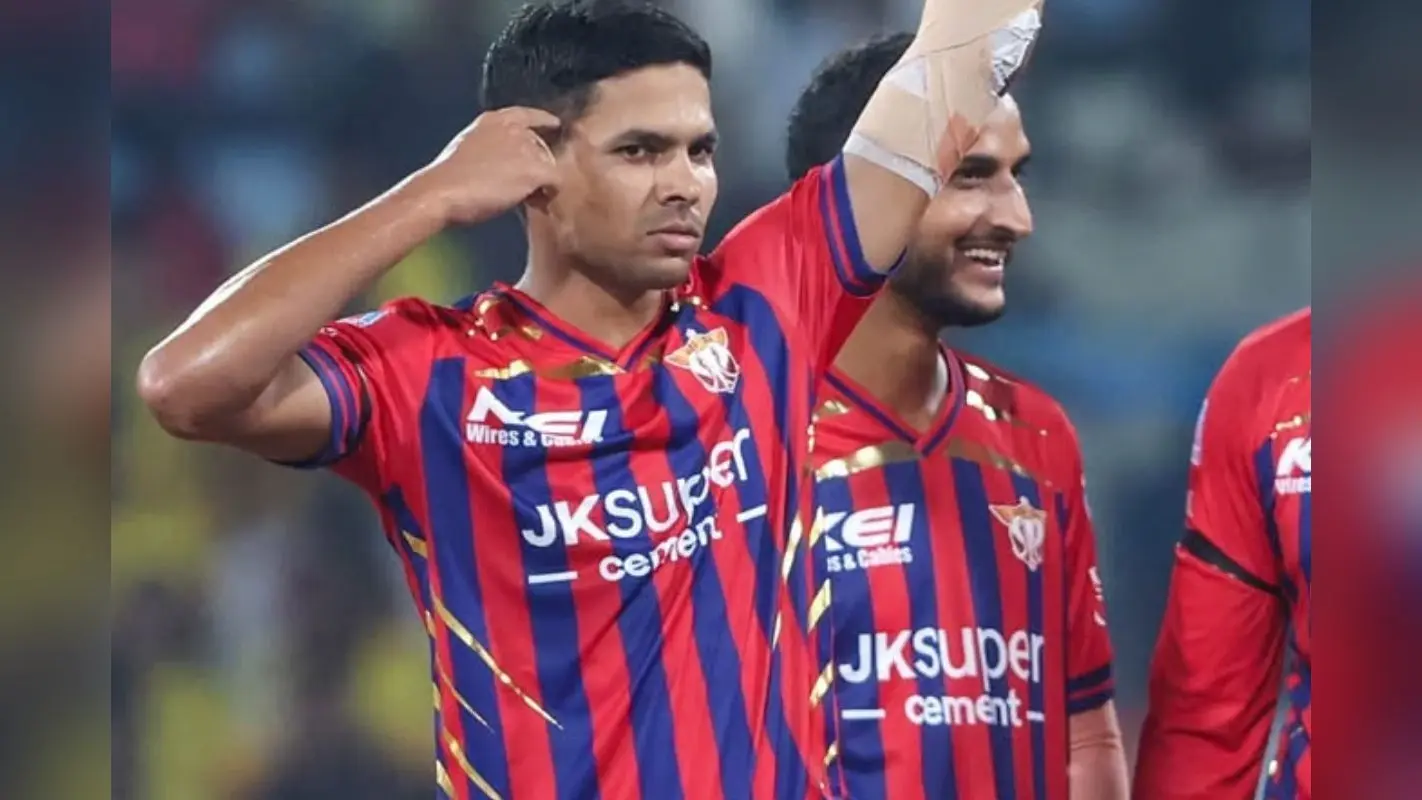 लखनऊ के आकाश महाराज सिंह का जलवा, चेन्नई के खिलाफ की घातक गेंदबाजी