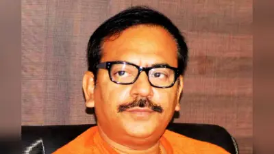 लियोनेल मेसी के साथ वो फोटो और ‘बिगड़ैल’ कुत्ते का काटना, जानें टॉलीगंज के ‘फर्स्ट बॉय’ अरूप विश्वास के राज