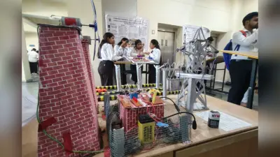कुमारबाग इंजीनियरिंग कॉलेज में नवाचार का प्रदर्शन: छात्रों ने बनाए AI डॉक्टर और प्रदूषण मुक्त जैव ईंधन