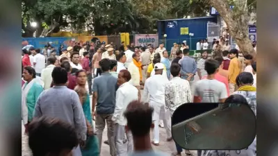 पुलिस की गाड़ी के चपेट में आने से एक बाइक सवार की मौत, गुस्साए लोगों ने अस्पताल में की तोड़फोड़