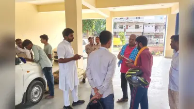 गोपालगंज में मोटरसाइकिल की टक्कर से साइकिल सवार बुजुर्ग की मौत, बाइक चालक गिरफ्तार
