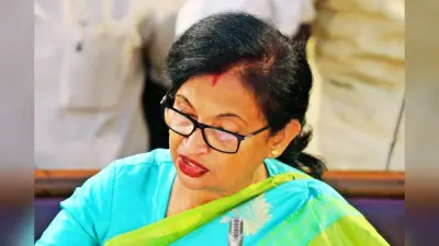 चंद्रिमा भट्टाचार्य का स्टाइल स्टेटमेंट और घर में डर्बी युद्ध, जानें ममता बनर्जी की भरोसेमंद मंत्री के अनसुने राज