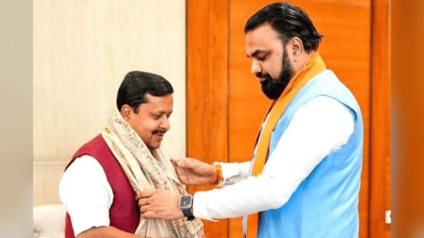 CM सम्राट चौधरी आज जायेंगे दिल्ली, बड़े नेताओं से मिलेंगे, कैबिनेट विस्तार पर हो सकती है चर्चा