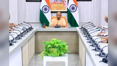 पीएम की अपील पर एक्शन में योगी सरकार: मंत्रियों के काफिले आधे, दो दिन वर्क फ्रॉम होम