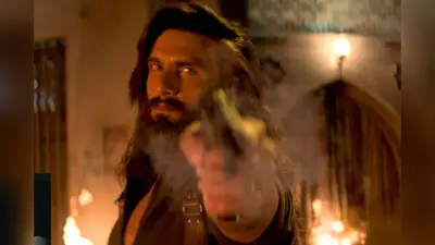 Dhurandhar 2 Box Office: 62 दिनों बाद भी नहीं रुकी ‘धुरंधर 2’, वीकेंड से पहले आया उछाल