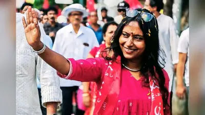 गरीबों की महुआ मोईत्रा दीप्सिता धर के 450 रुपए वाले ‘विदेशी’ बैग का सच और उत्तर दमदम का सियासी समीकरण