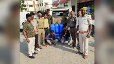 झारखंड से स्पिरिट लेकर रोहतास जा रहे बोलेरो सवार दो धंधेबाज गिरफ्तार