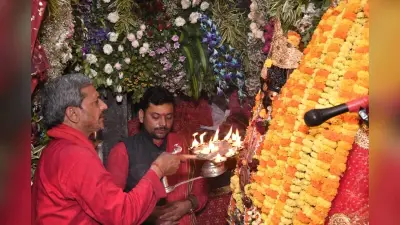 शक्तिपीठ माता मुंडेश्वरी मंदिर में सुबह 6.30 बजे हुई मंगला आरती, उमड़े श्रद्धालु