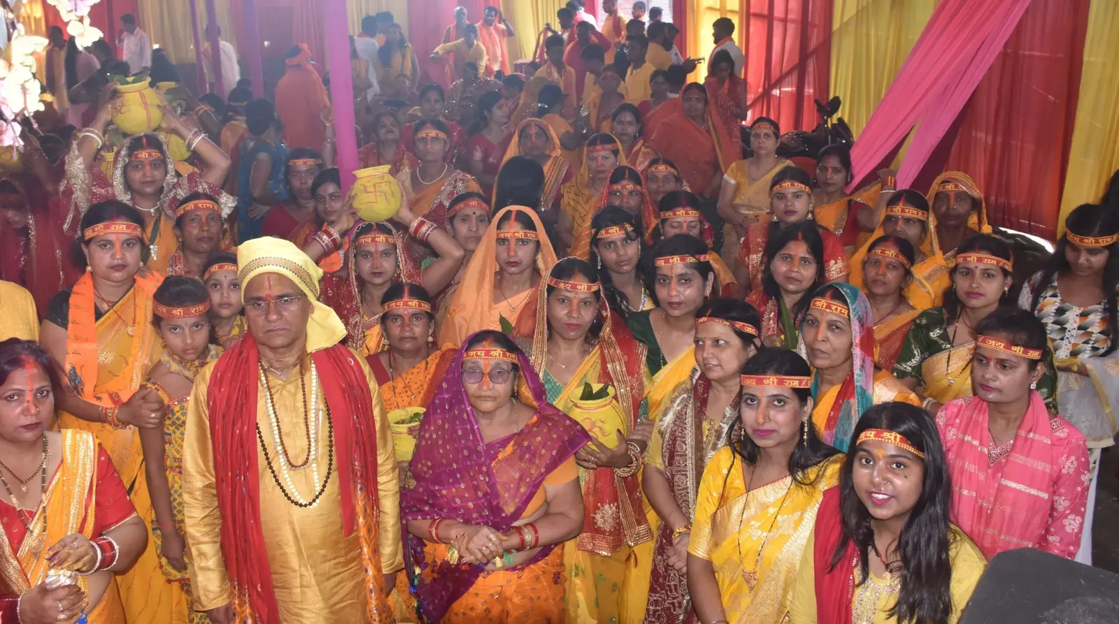 Bokaro News : चास में नौ दिवसीय श्री राम कथा ज्ञान यज्ञ शुरू
