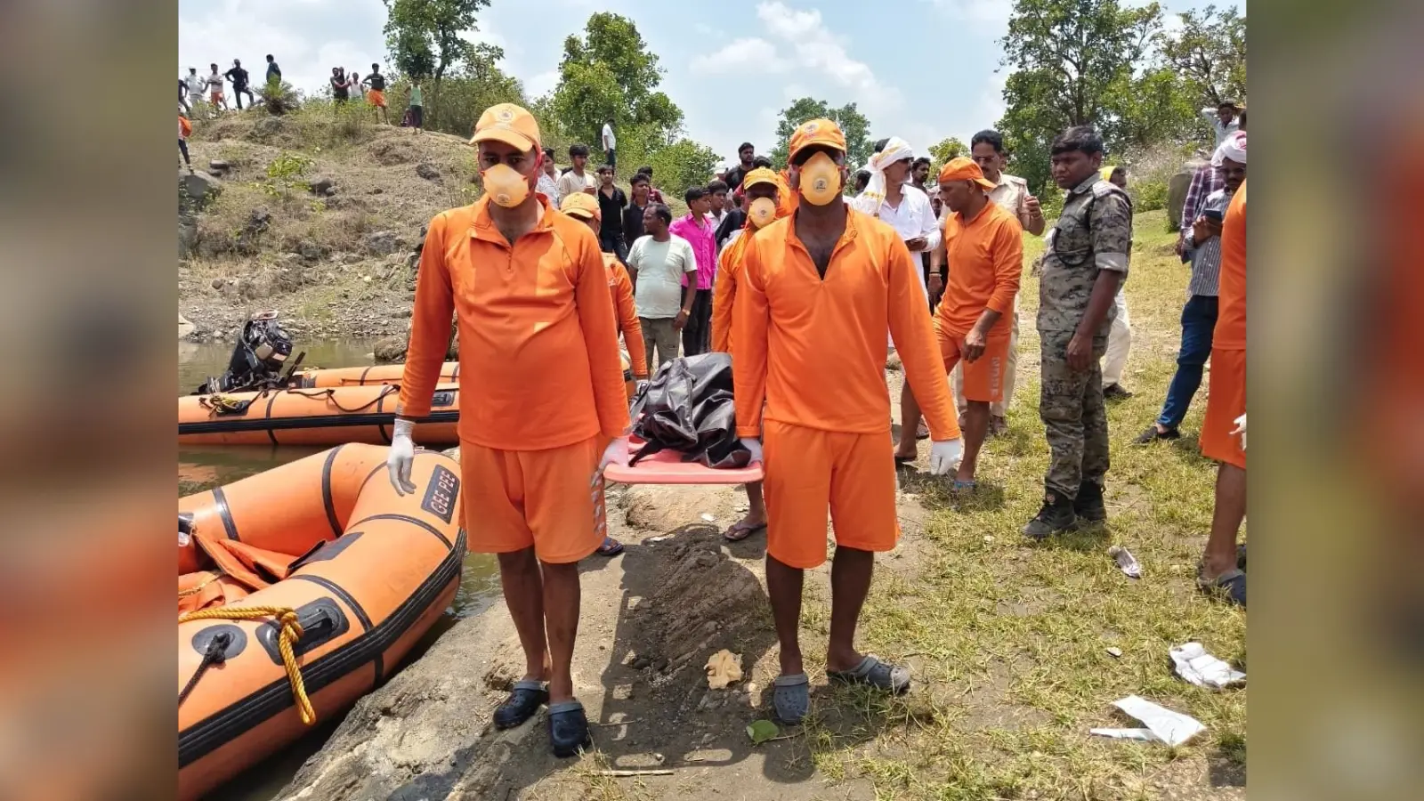 Deoghar News : बंद पत्थर खदान में डूबे किशोर का 22 घंटे बाद मिला शव