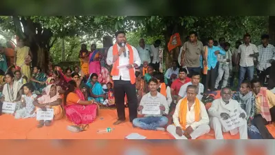 राहे में भाजपा कार्यकर्ताओं ने दिया धरना