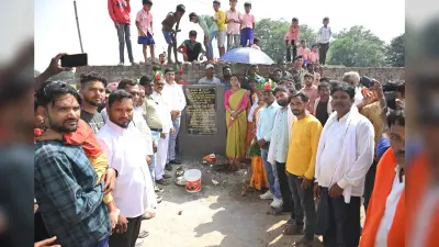 कृषि मंत्री ने तीन सड़कों के निर्माण का किया शिलान्यास