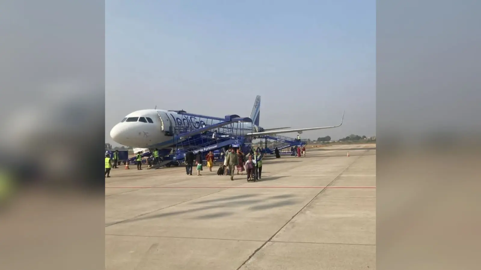 दिल्ली-देवघर फ्लाइट आधे घंटे विलंब से पहुंची, खराब मौसम के बीच सुरक्षित लैंडिंग