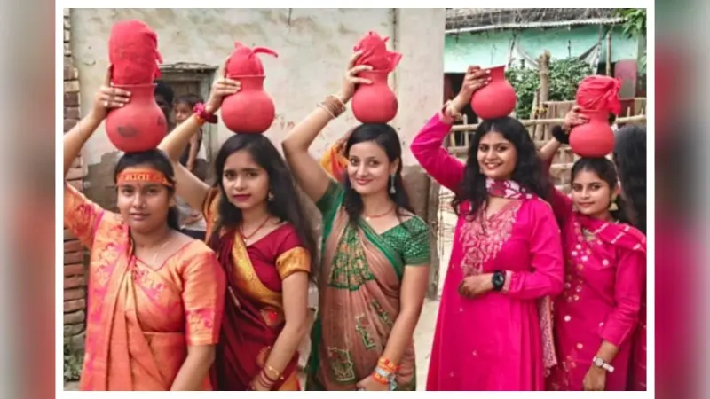 दरभंगा: घनश्यामपुर में निकली भव्य कलश यात्रा, गूंजे भक्ति गीत