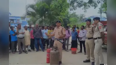 गोपालगंज में 4 से 10 मई तक फायर सेफ्टी वीक, स्वास्थ्य संस्थानों में मॉक ड्रिल और प्रशिक्षण अनिवार्य