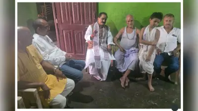 दरभंगा: सांसद गोपाल जी ठाकुर पहुंचे अमित झा के आवास, परिजनों को बंधाया ढांढस