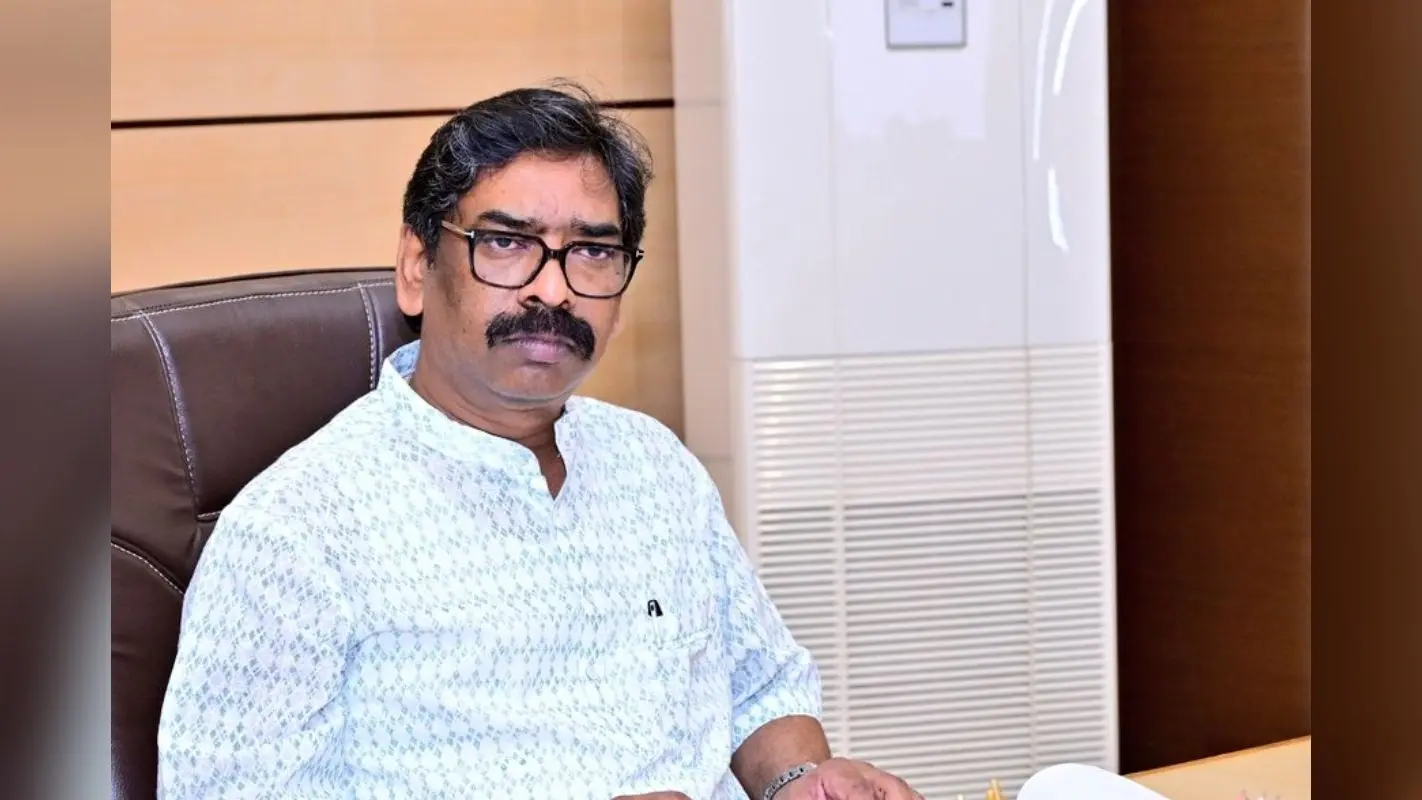 मुख्यमंत्री हेमंत सोरेन ने डेफ क्रिकेट टीम की जीत पर खिलाड़ियों को किया सम्मानित