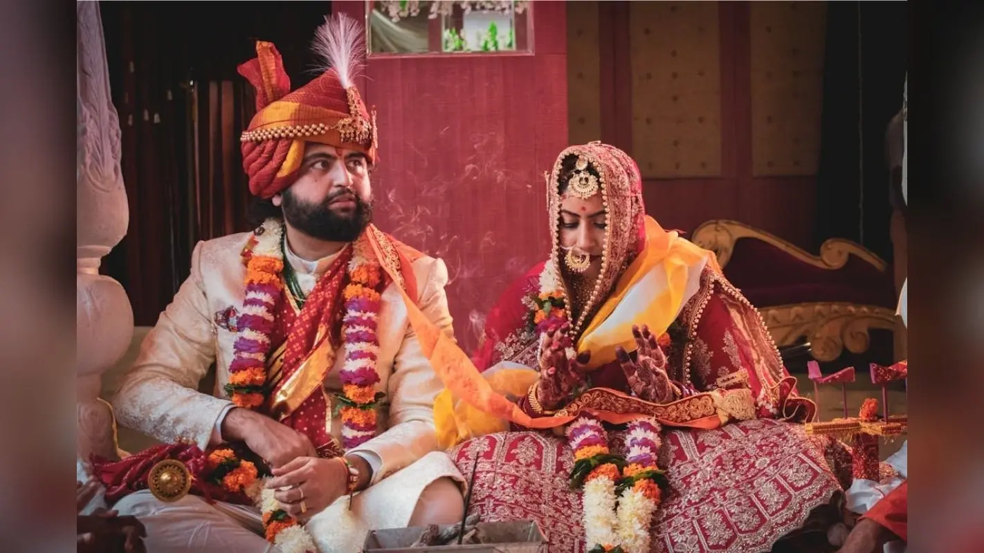 पत्नी को क्यों दिया जाता है पति का बायां स्थान? जानें स्वर विज्ञान और भारतीय परंपरा का रहस्य