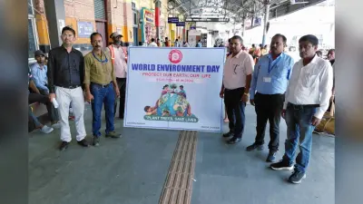 जमालपुर जंक्शन ने यात्रियों को दिया संदेश, स्टेशन को स्वच्छ रखने और प्लास्टिक छोड़ने की अपील