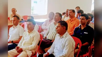 बक्सर में जनगणना कार्य को लेकर अहम बैठक, बीडीओ ने लापरवाही पर दी सख्त चेतावनी