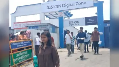 JEE Advanced 2026: एग्जाम से पहले पढ़ लें ये जरूरी गाइडलाइंस, ड्रेस कोड से लेकर डॉक्यूमेंट तक जानें सब