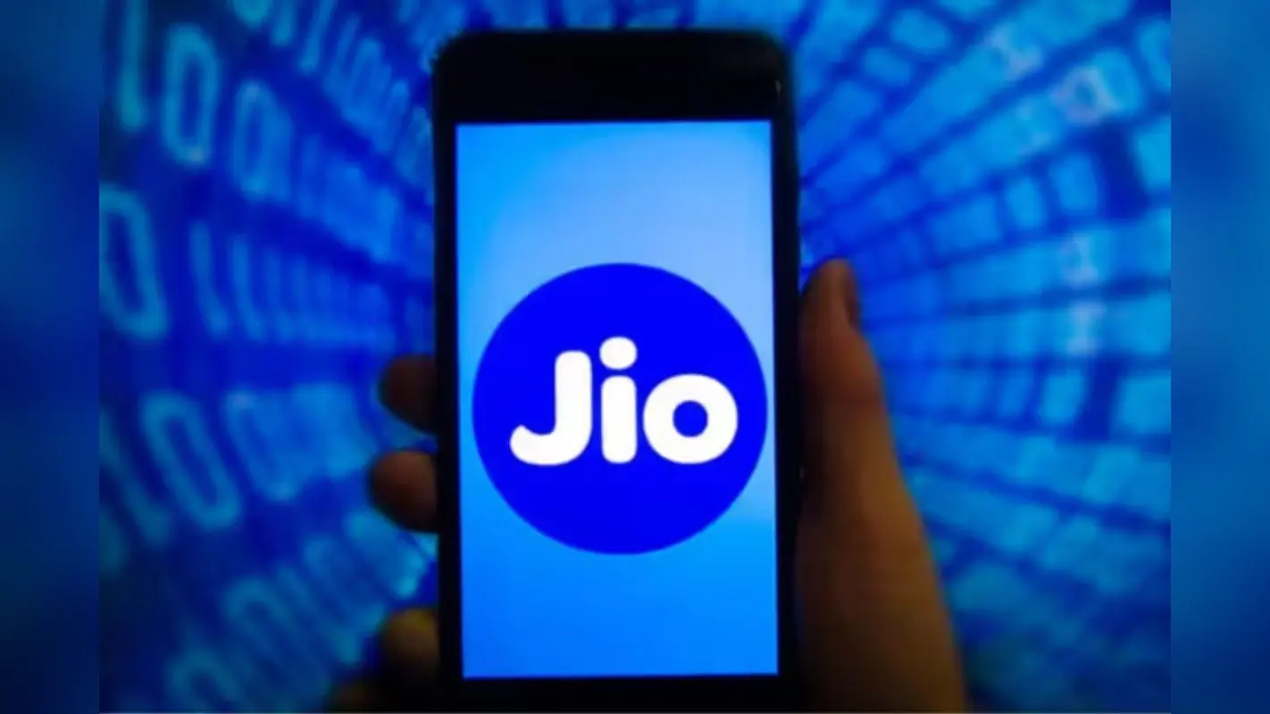 28 दिन वाले Jio प्लान्स की फुल लिस्ट, कॉलिंग-डेटा के साथ मिलेगा OTT, AI और बहुत कुछ