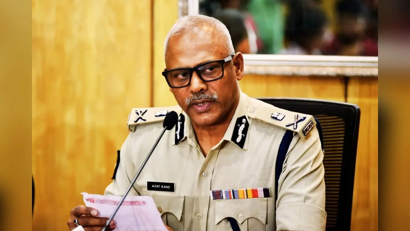कोलकाता में हिंसा पर पुलिस सख्त, अब तक 80 गिरफ्तार, पुलिस कमिश्नर बोले- विजय जुलूस में बुलडोजर लाये तो खैर नहीं