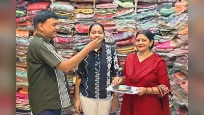 कपड़े की दुकान चलाने वाले की बेटी बनी बिहार टॉपर, 99.8% अंक लाने वाली गयाजी की माही ने बताया सफलता का राज