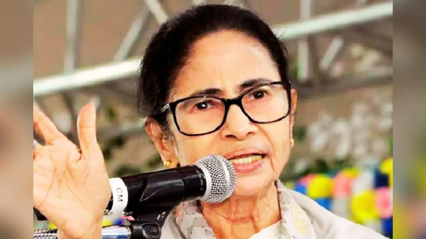 बंगाल में हार के बाद ममता बनर्जी को याद आया INDIA गठबंधन! दिल्ली में बड़ी बैठक की तैयारी, क्या कांग्रेस देगी साथ?