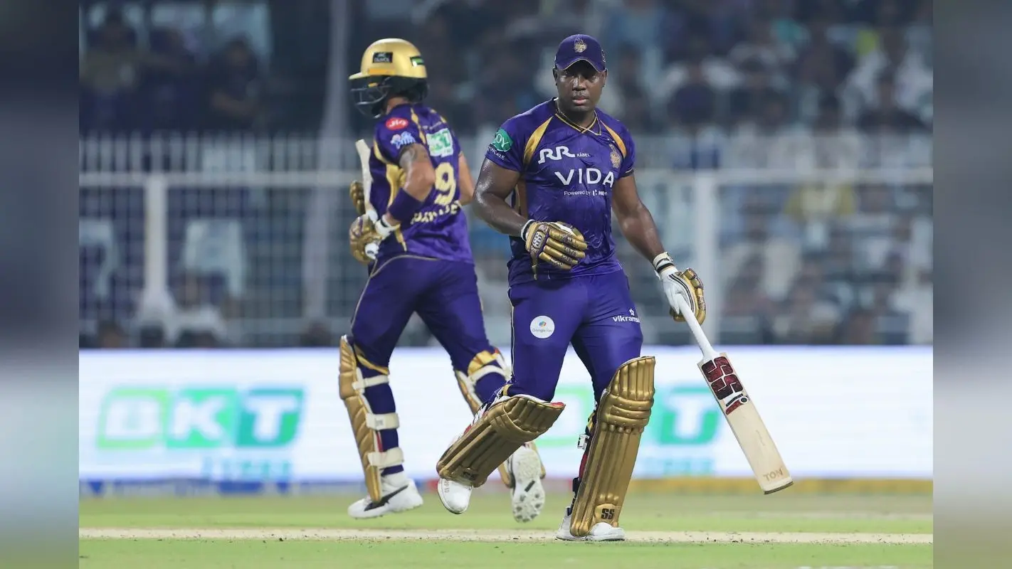 KKR की जीत से प्लेऑफ की उम्मीदें बरकरार, मुंबई इंडियंस को 4 विकेट से हराया