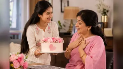मदर्स डे पर करना है कुछ खास, इन 5 यूनिक केक डिजाइन से मां को दें प्यारा सरप्राइज