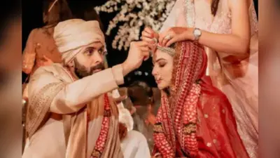 तस्वीरें डिलीट, इंस्टाग्राम पर अनफॉलो… क्या मौनी रॉय और सूरज नांबियार के रिश्ते में आई दरार?