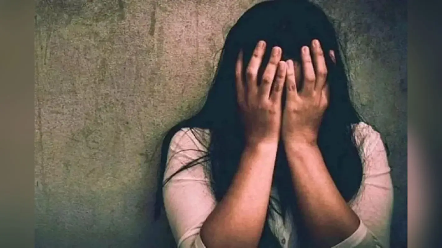 गया : इलाज कराने निजी क्लीनिक पहुंची थी नाबालिग, छेड़छाड़ का आरोप, पुलिस ने संचालक को किया गिरफ्तार