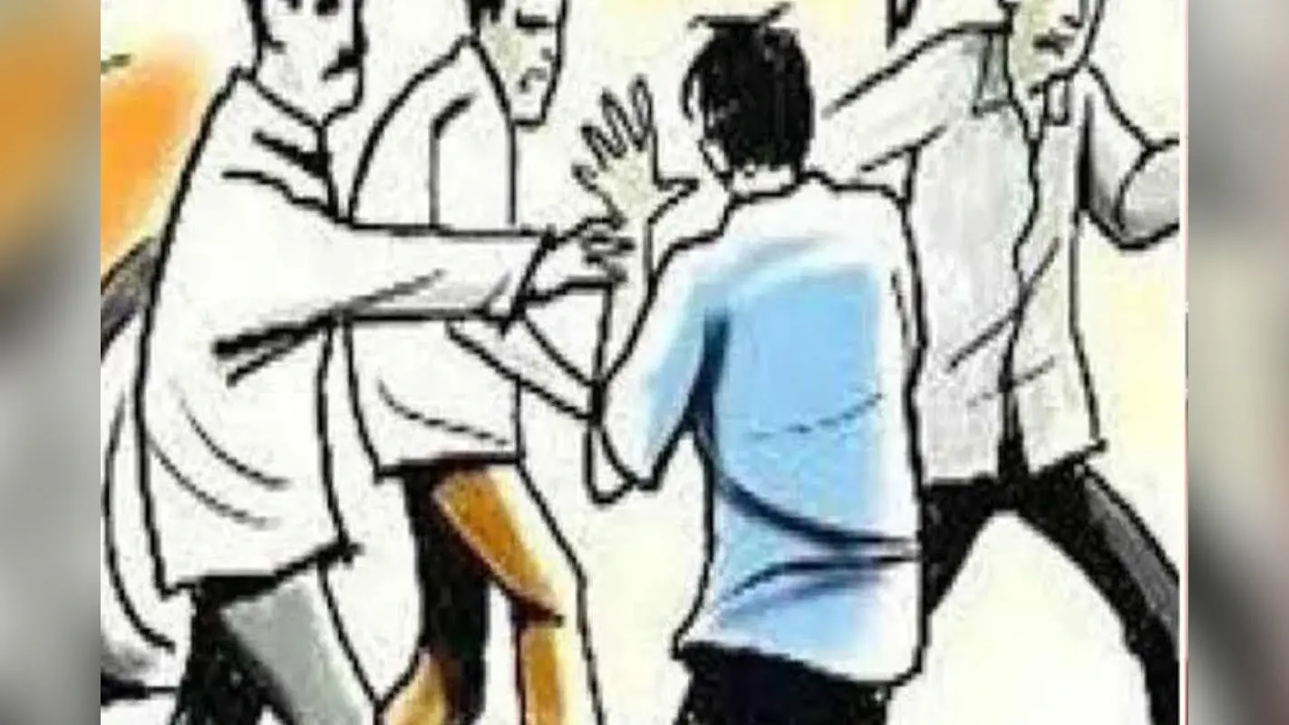 औरंगाबाद में शिक्षिका से लूट की कोशिश, शोर मचाते ही भागे नकाबपोश बदमाश, थैला और स्कूटी की चाबी लेकर फरार